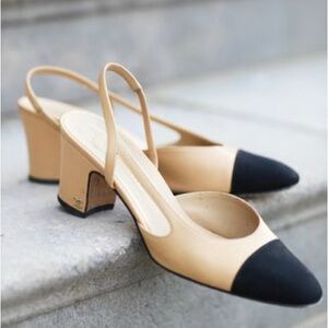 🌟 Chanel Two-Toned Slingback Pumps 💫